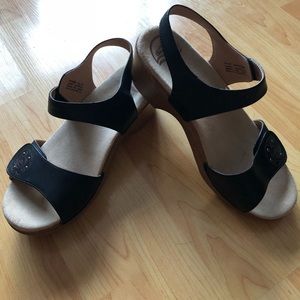 Dansko Sonnet Full Grain Leather Sandals